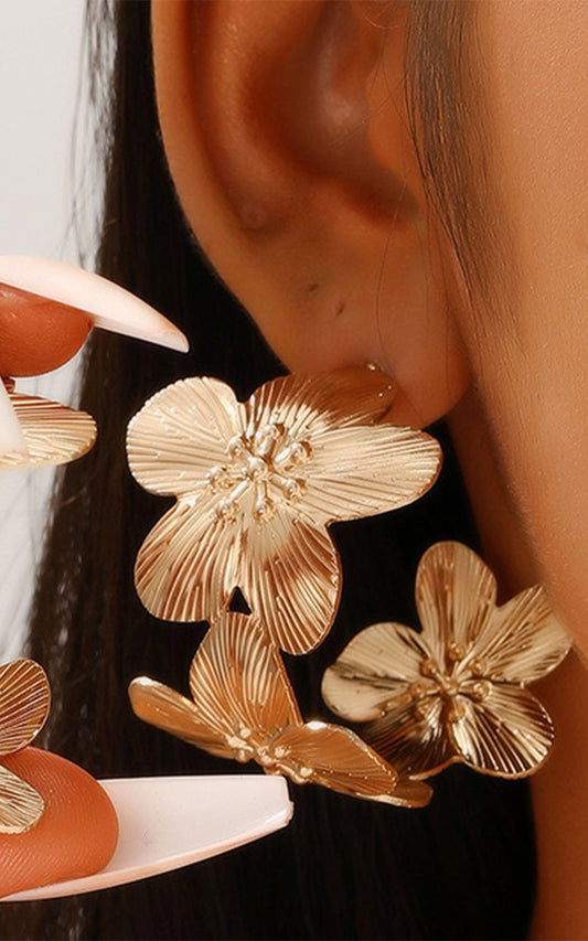 TRIPLE PETAL CHARM EARRINGS