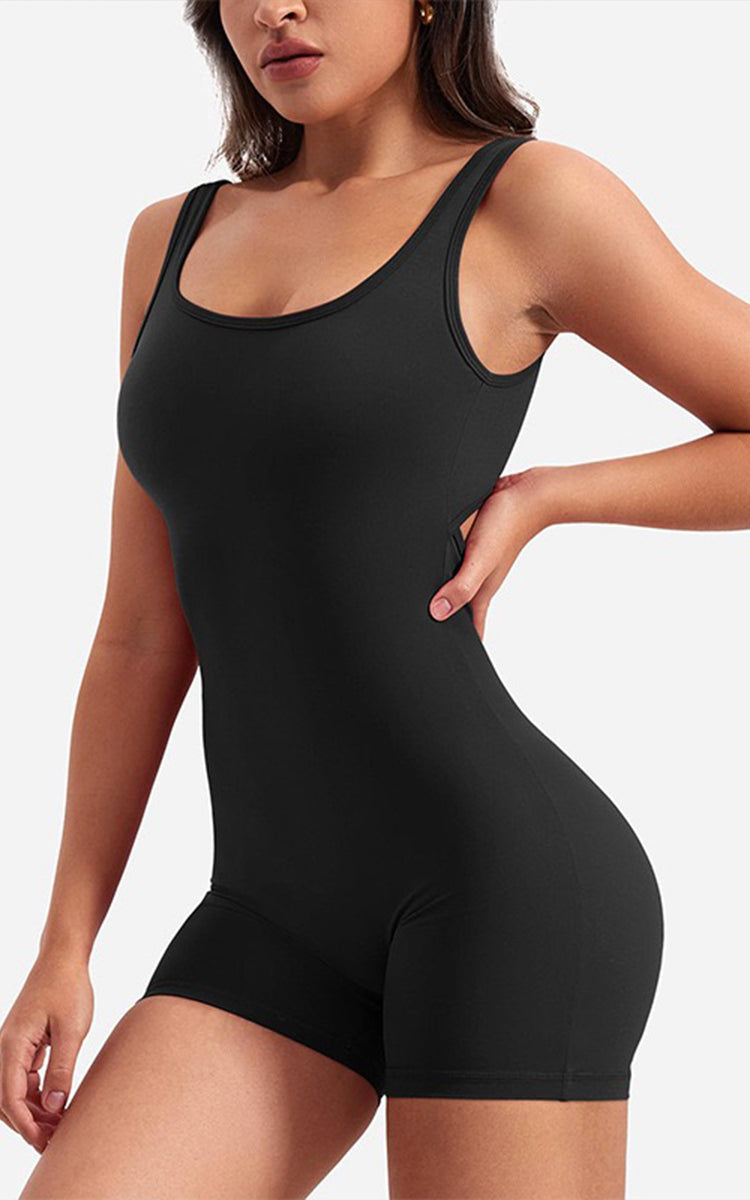 PLEATED BACK ONE-PIECE YOGA SHORT